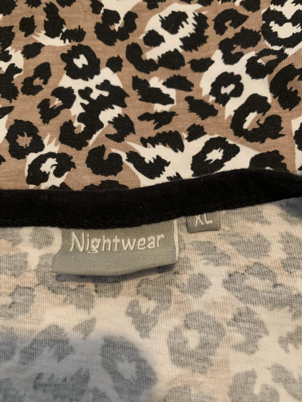 Meerkleurige T-shirt van Nightwear. Maat XL. – photo 3
